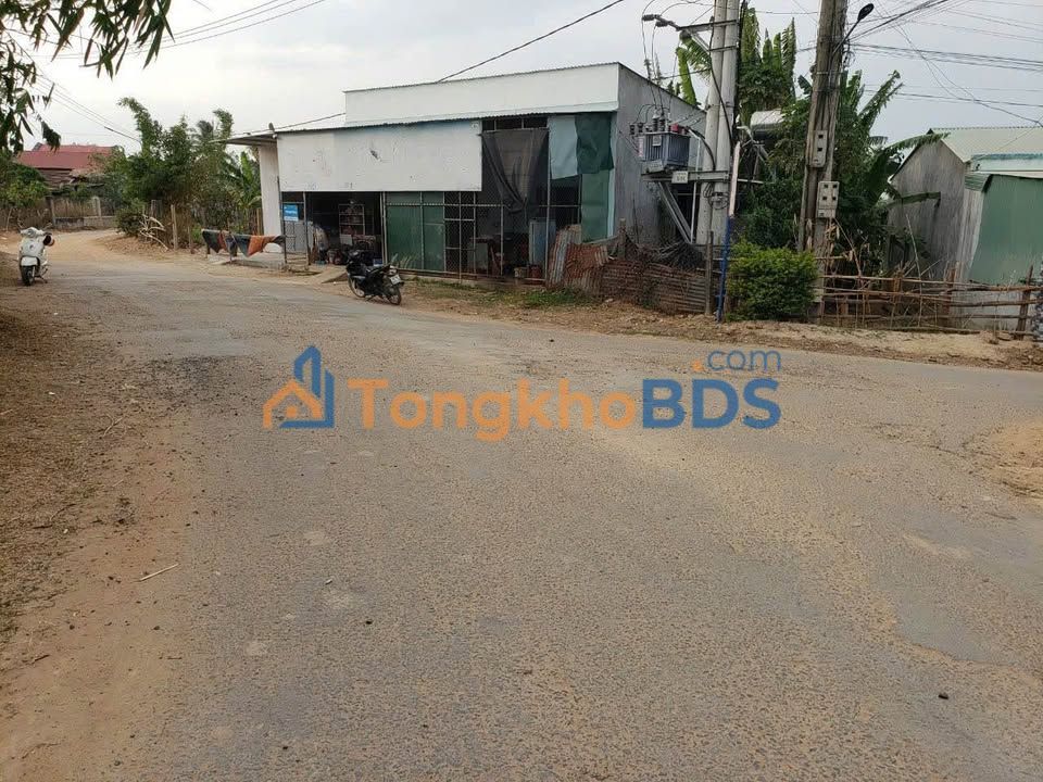 Bán Đất Mặt Đường Liên Thôn Thôn 8, Cao Bằng - 200m² Kinh Doanh Tốt