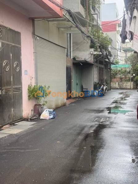 Nhà nguyên căn Trần Phú Hà Đông 46m2 11tr - O to vao tan nha