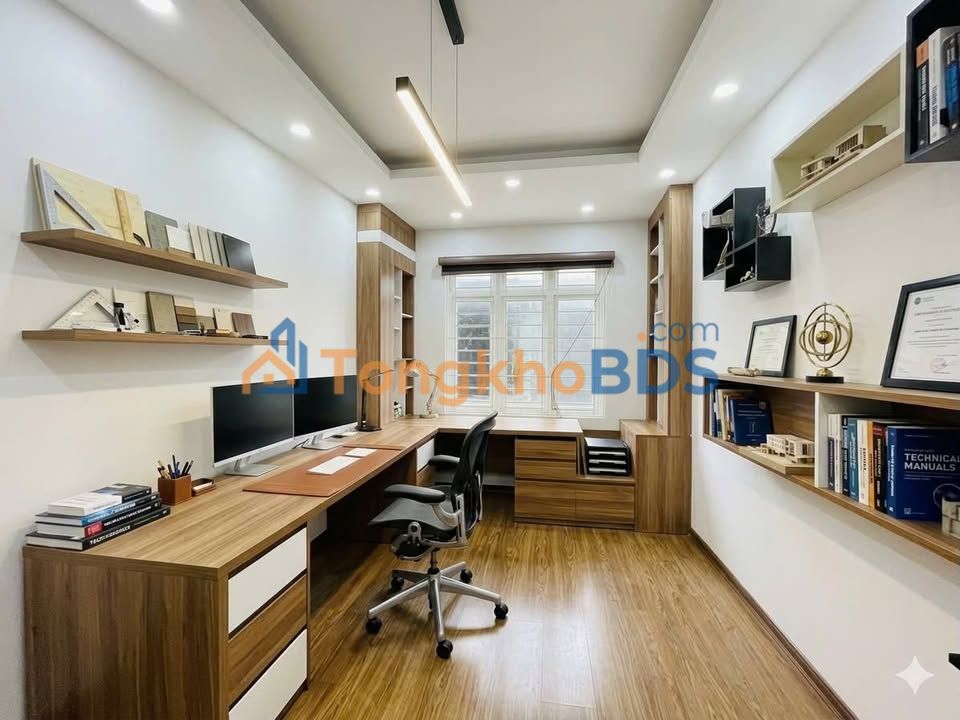 Nhà 5 Tầng Tôn Đức Thắng 37m² - Sổ Đỏ Chính Chủ, Giá 8,1 Tỷ