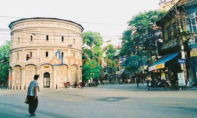 Nhà Mặt Phố Cổ Hoàn Kiếm 80m² - Kinh Doanh Sầm Uất, Sẵn Sàng Sang Tên