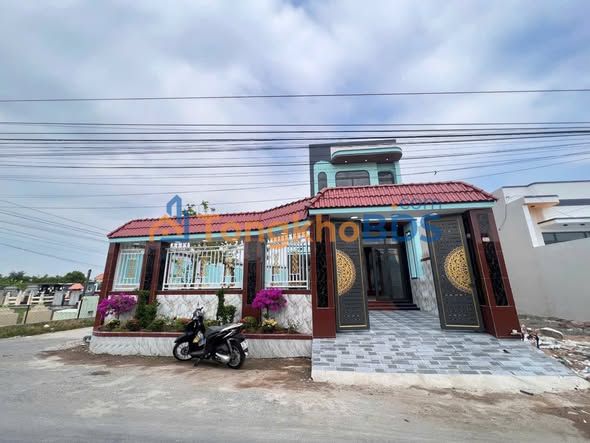 Bán Gấp Vườn 203m² Lộc Hậu, Cần Giuộc - Hướng Đông, 4PN, Tặng Cây Kiểng