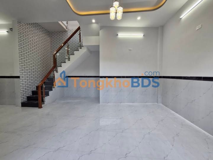 Nhà 2 Tầng Mặt Tiền Nguyễn Thái Học, Quy Nhơn - 46m², 2.55 Tỷ