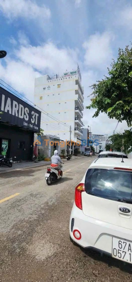 Bán Nền Đường Lý Thái Tổ, Long Xuyên 100m² - Giá 3 Tỷ Tốt