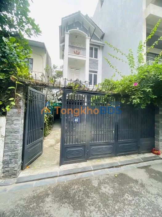 Biệt thự sân vườn Ngọc Thụy 120m² - 22.5 tỷ - Sẵn Sàng Vào Ở