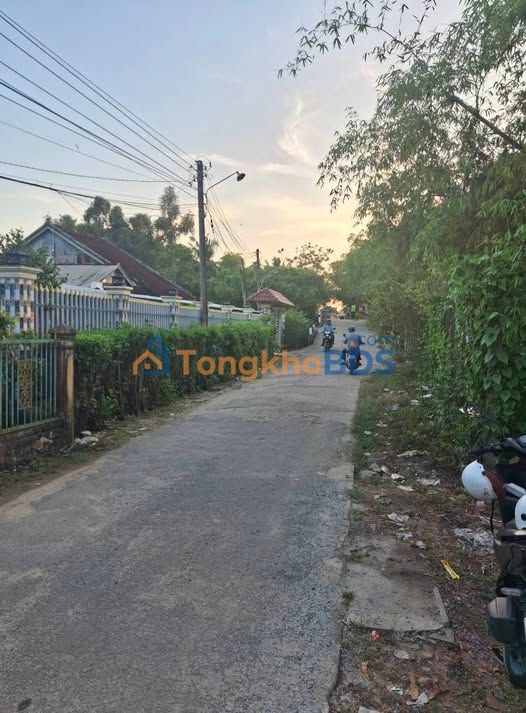 Bán Nhà 108m² Thị Trấn Núi Sập, An Giang - Sổ Hồng Sẵn Sàng