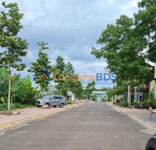 Đất TĐC Lê Văn Sỹ Đồng Xoài - 120m² Kinh doanh tốt, Giá 1.6 tỷ