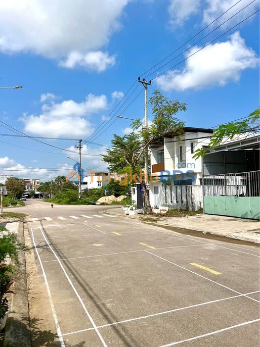 Bán đất mặt tiền Tống Duy Tân, Đà Nẵng - 132m² - 2 tỷ