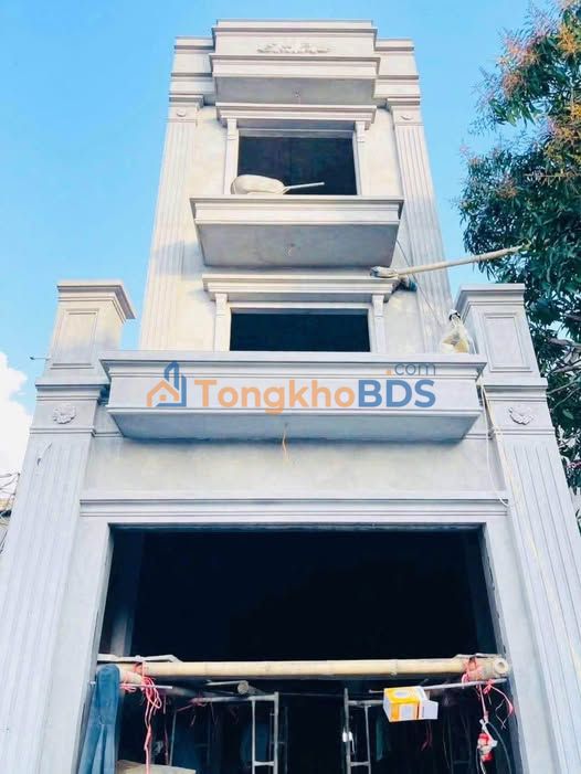 Nhà 3 Tầng 56m² Trung Tâm Trần Hưng Đạo - Ô Tô Tránh Nhau, Sẵn Sàng Ở Ngay!