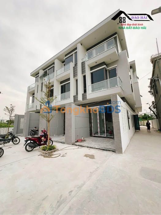 Nhà Riêng 3 Tầng Đông Hưng, Thái Bình - Ổ Tô Cửa, Sẵn Sàng Ở Ngay