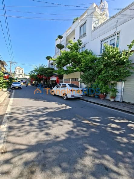 Nhà 2 Tầng HXH Ngay Ga Metro Suối Tiên, Quận 9 - Chỉ 3.x Tỷ