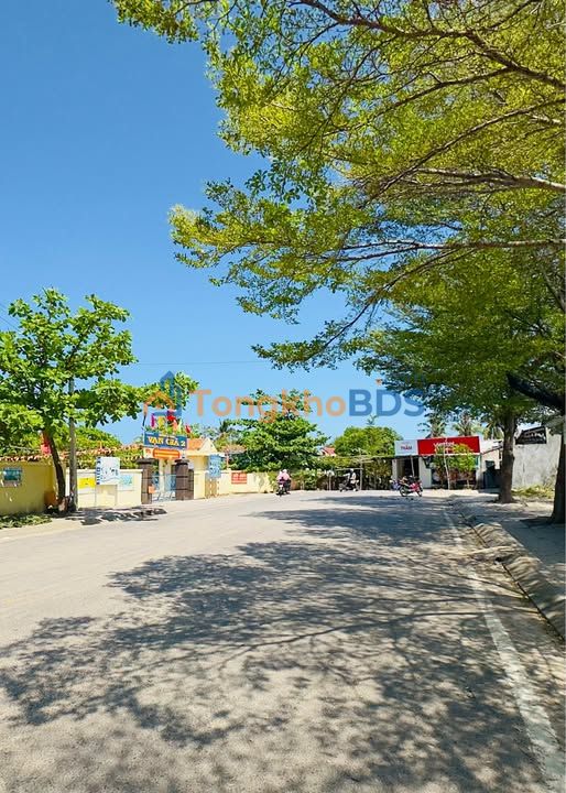 Đất Nền 100m² Ngay Trung Tâm Nha Trang - 2 Tỷ, Cách Biển 200m