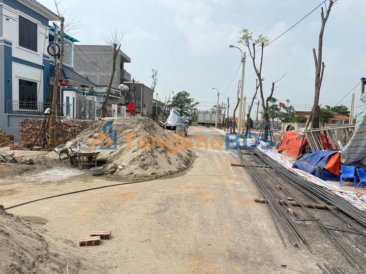 Đất nền Phú Quốc 104m² - Vị trí kinh doanh đắc địa, giá 2.4 tỷ