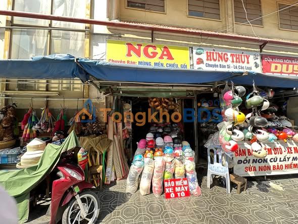 Sang Gấp 2 Ki ốt Đầu Chợ Dĩ An - Kinh Doanh Sầm Uất