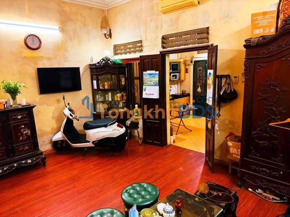 Nhà Phố Nguyễn Đình Thi 45m² 3 Tầng - Gần Hồ Tây, Tặng Nhà 15.9 Tỷ