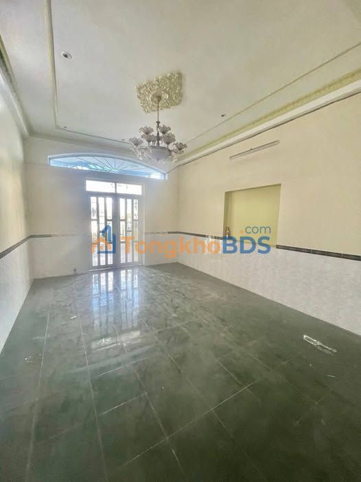 Nhà Phố Ba Đình Q8 - Hẻm Xe Hơi 120m² - Sổ Hồng Riêng Giá 11 Tỷ