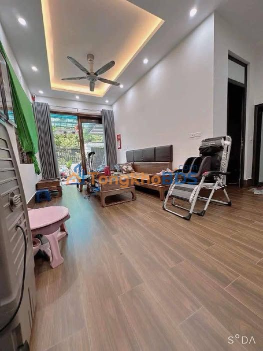 Bán gấp nhà 5 tầng 38m² Nguyễn Thái Học, Đan Phượng - Sổ đỏ sẵn sàng