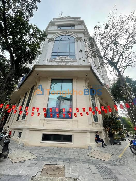 Nhà Lô Góc Kiều Mai - Bắc Từ Liêm 128m² - 4 Tầng - Ô Tô Tránh