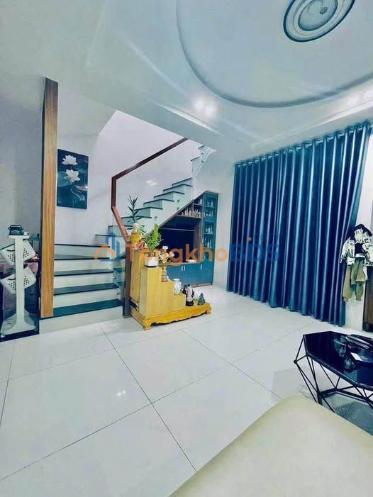 Nhà 2 Tầng Hẻm Ô Tô Hùng Vương, Quảng Ngãi - 64m² Giá 1.8 Tỷ