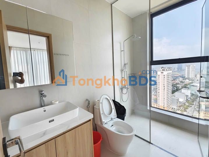 Cho thuê căn hộ Panoma Đà Nẵng 2PN tầng cao - Giá tốt