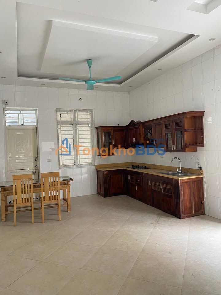 Nhà 4 Tầng Full Đồ 5PN Khép Kín Tại Ngã 6 Vincom Bắc Ninh - 25 Triệu/Tháng