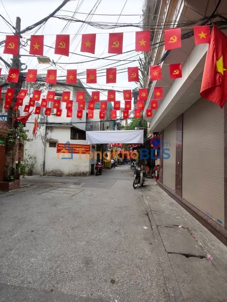 Nhà Mặt Tiền 35m² Hồ Đền Lừ - 5 Tầng Full Nội Thất - Giá 8 Tỷ