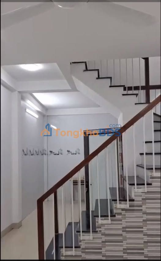 Nhà Nguyên Căn Bùi Xương Trạch, Thanh Xuân - 40m2 x 3 Tầng, Sẵn Ở Ngay