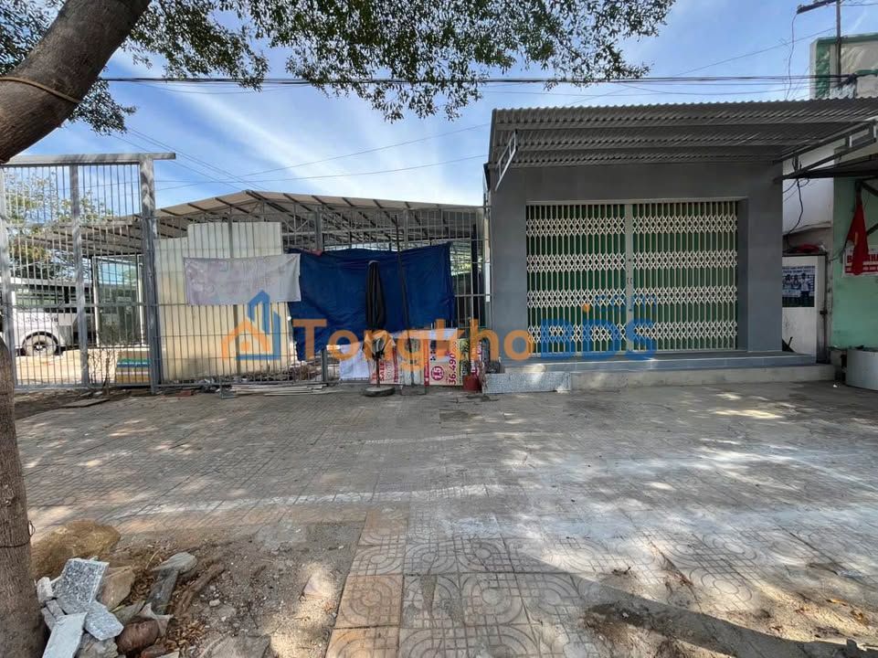 Mặt bằng Thống Nhất Ninh Thuận 124m² - Kinh doanh sầm uất, giá chỉ 6.5 triệu/tháng