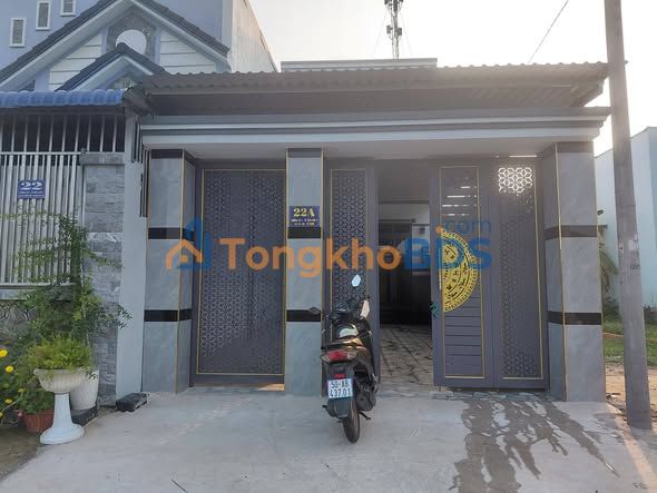 Nhà Mặt Tiền Đường 44 Củ Chi - 100m² Giá 2.8 Tỷ, Sổ Hồng Thổ Cư