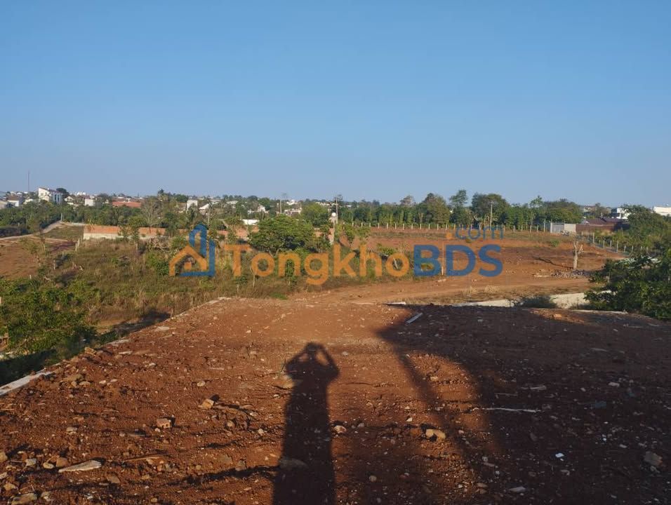 Farm Buôn Ma Thuột 100m² - Sổ Chung Hẻm 327 Y Moan, Giá 1.15 Tỷ