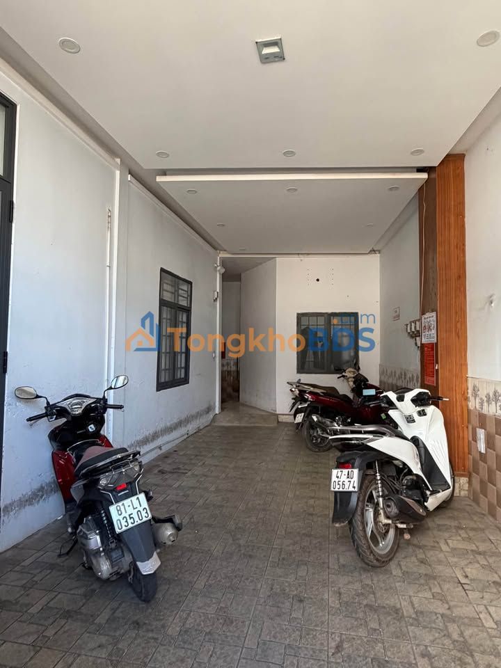 Cho thuê căn hộ 16 phòng Hẻm 40 Nguyễn Tất Thành, BMT - Thu nhập 30tr/tháng