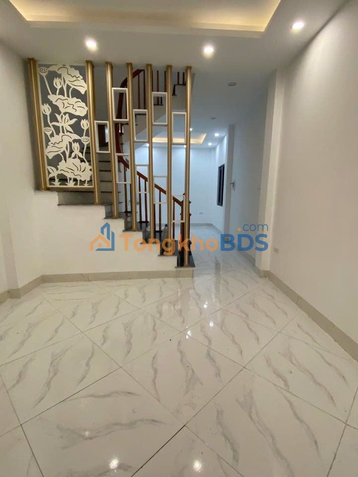 Cho thuê nhà 70m² Phú Lương, Hà Đông - Ngõ ô tô, có gác xép