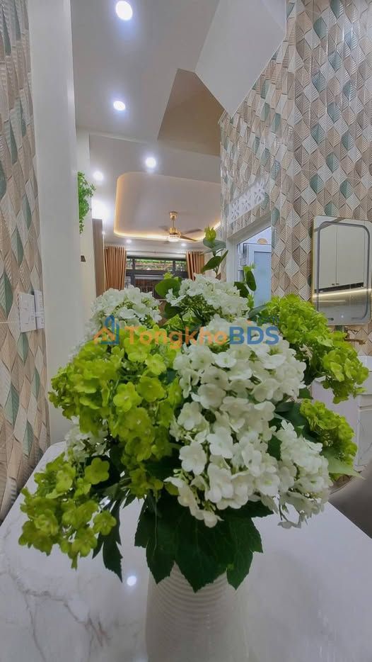 Nhà 4 Tầng Đẹp, Hẻm Thông Gần CC Dream Home, 35m² - 5.X Tỷ