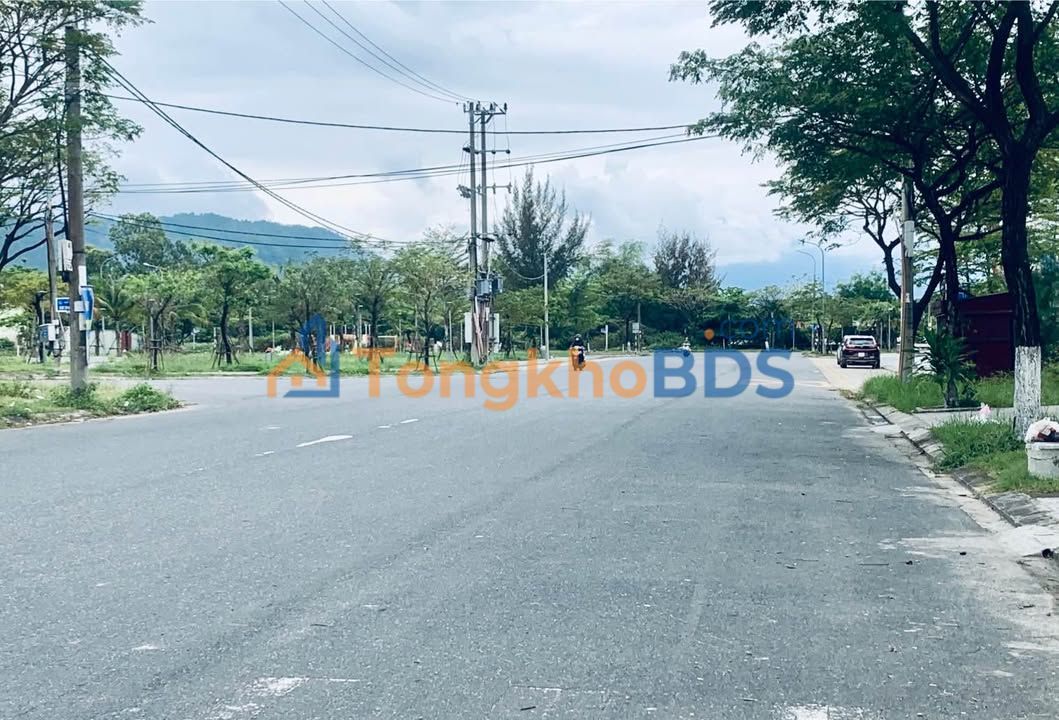 Đất Nền Đà Nẵng - 100m² Sát Biển, Liền Kề Công Viên Giá 3.x Tỷ