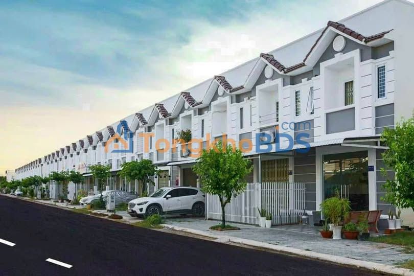 Nhà Mặt Chợ Trà Cú, Trà Vinh - 77.5m² - Giá 850 Triệu, Sẵn Sàng Kinh Doanh!