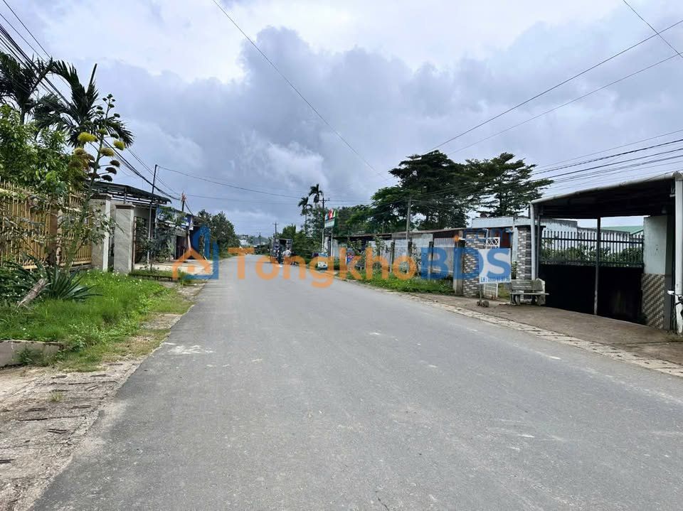 Đất Vườn 10800m² Bảo Lộc - Sổ Hồng Sẵn, Giáp Suối, Giá 2 Tỷ