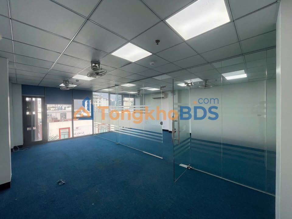 Cho thuê văn phòng Duy Tân-Nguyễn Khang, Cầu Giấy - Giá chỉ từ 12 triệu