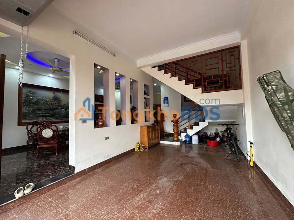 Nhà 3 Tầng Trung Tâm Phú Thọ - 84m² - Gần Hồ Văn Lang - Giá 7 Tỷ