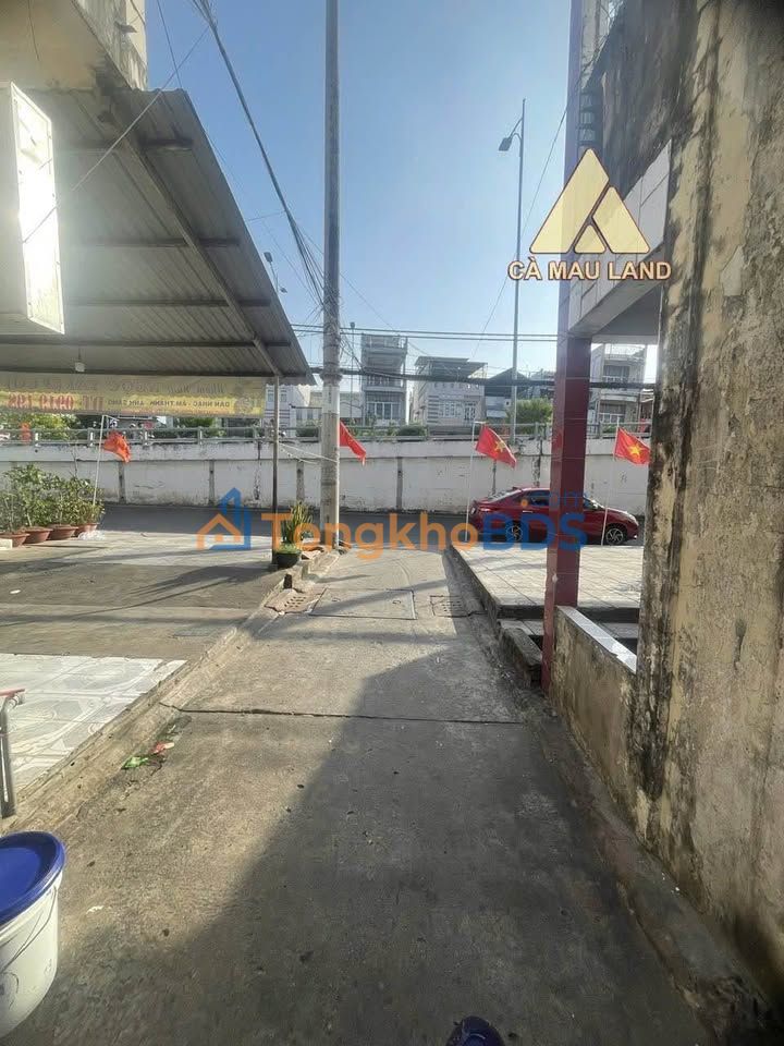 Nhà 1 Trệt 1 Lầu Phường 5 Cà Mau - 50m² Giá 1.x Tỷ - Sẵn Sàng Vào Ở Ngay