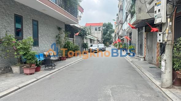 Nhà Phân Lô Z153 Hoàng Mai 57m² - Ô Tô Tránh, Sẵn Ở Ngay Hơn 6 Tỷ