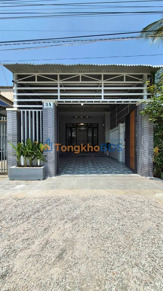 Nhà riêng Long Hoa Hòa Thành 140m² giá 1.39 tỷ - Giá tốt hiếm có