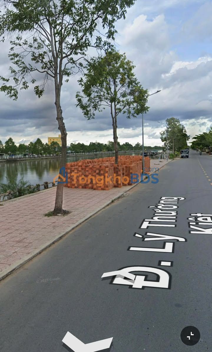 Nhà mặt tiền Lý Thường Kiệt Ngã Năm 150m² 2 tỷ - Mặt tiền kinh doanh