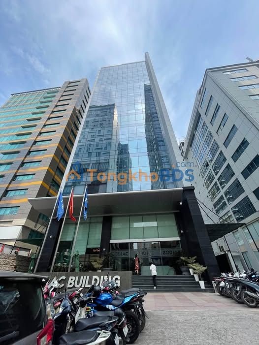 Văn phòng Duy Tân 100-600m² giá 38-230 triệu - Sẵn sàng làm việc