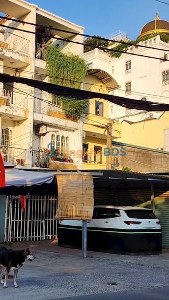 Nhà Mặt Tiền Đường 23 Thủ Đức - 4PN, Sân Đậu 2 Ô Tô - Giá 2X Triệu