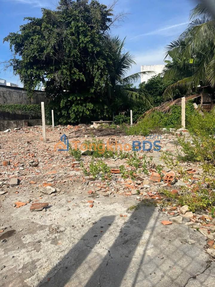 Bán đất Vĩnh Hòa 110.5m² - Sổ hồng lâu dài, ô tô vi vu