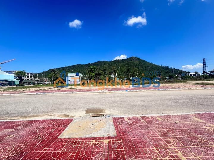 Bán Gấp Lô Đất Vàng LK01 - 7-8-9 Khu Đô Thị Long Vân, Quy Nhơn - 100m² Sổ Hồng