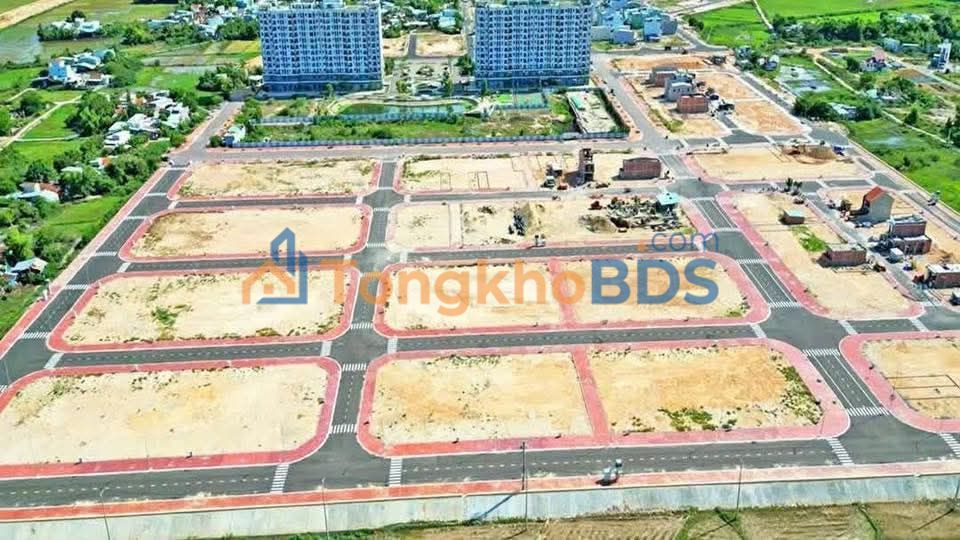 Đất Nền Mặt Tiền Chợ Dinh Quy Nhơn 60m² - Giá 2.15 Tỷ