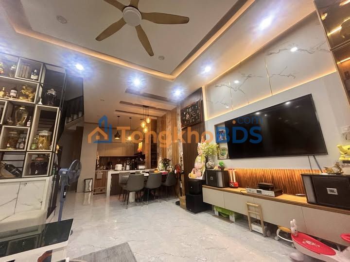 Bán Gấp Townhouse Hòa Xuân Đà Nẵng 100m² - Sổ Đỏ Chính Chủ