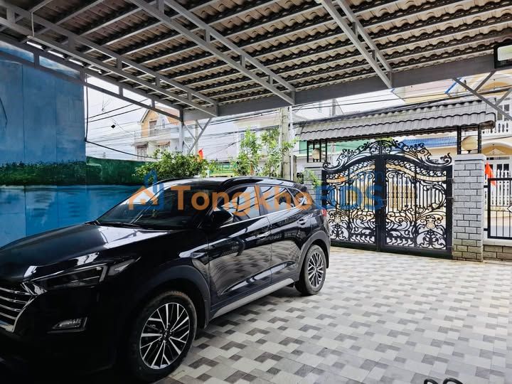 Biệt thự mặt tiền Hồ Xuân Hương, Đà Lạt - 230m² - Sổ hồng riêng