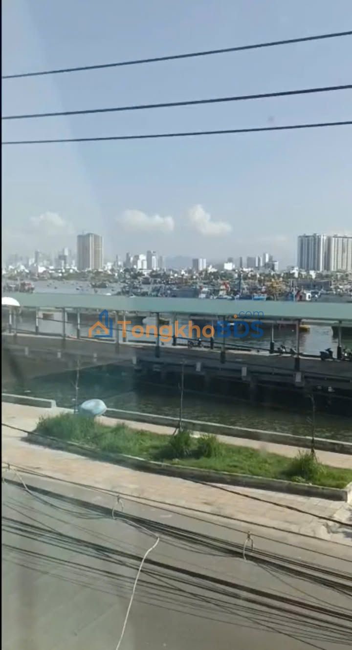 Nhà phố Nguyễn Văn Linh Nha Trang 259m² 7,5 tỷ - Mặt tiền kinh doanh sầm uất