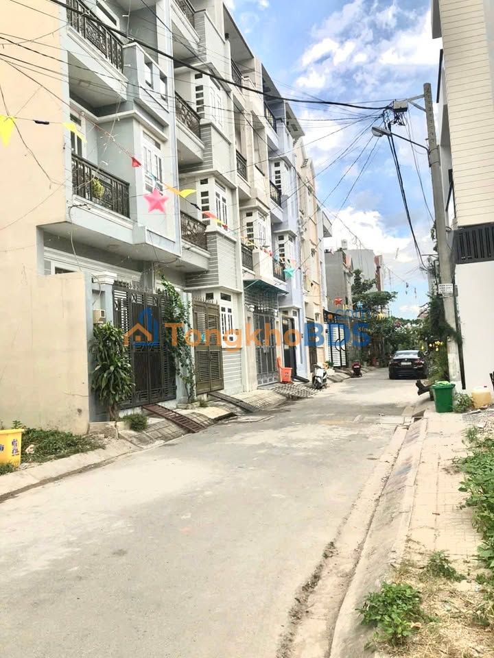 Nhà 4 Tầng 60m² Sát QL13, Thủ Đức - Giá Đầu Tư 6.39 Tỷ